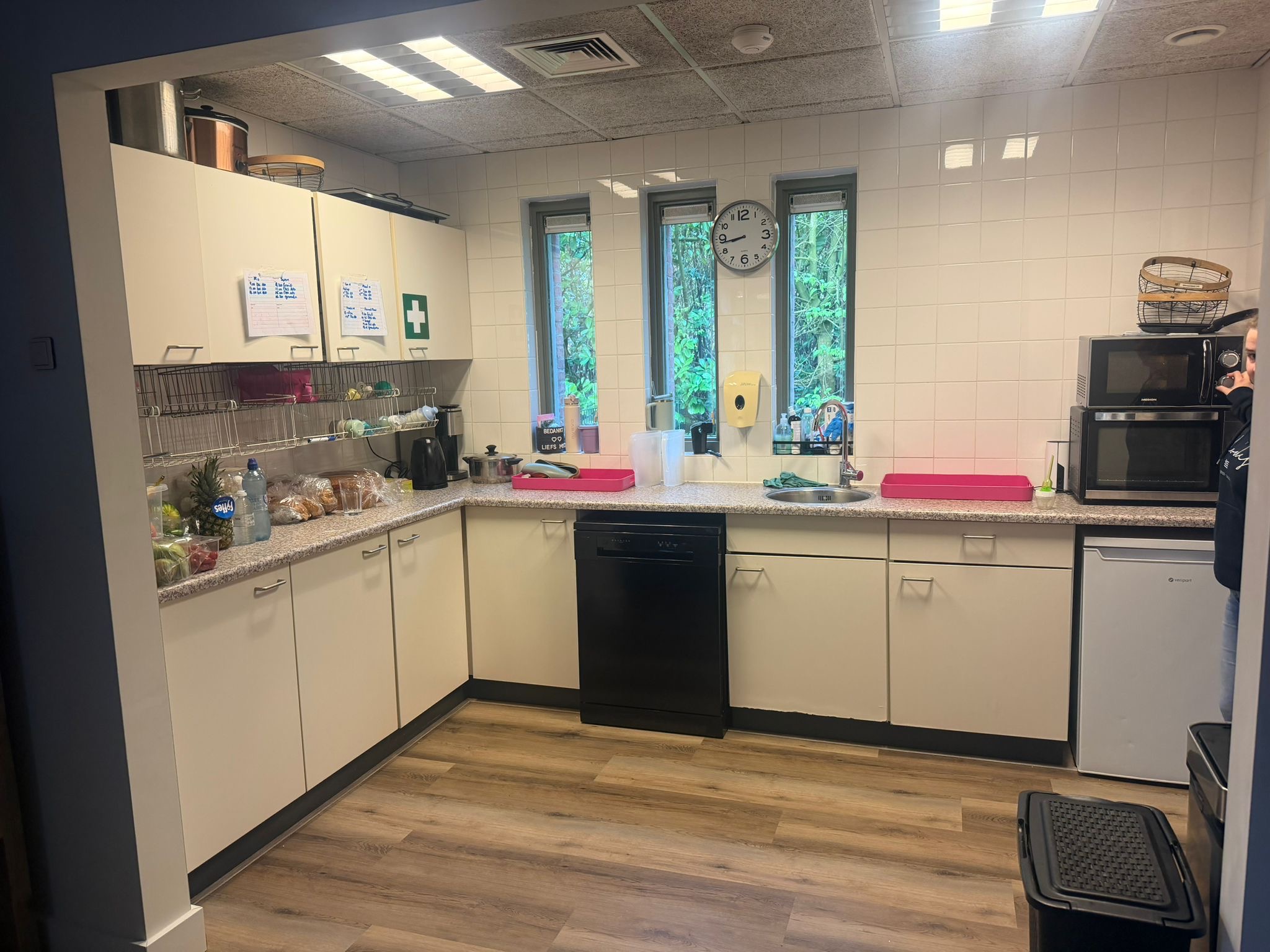 Voor de keukenwrap: bestaande keuken in Etten-Leur